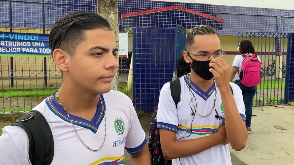 Segundo estudantes, após a repercussão das ameaças, o perfil anônimo teria publicado uma postagem com um pedido de desculpas — Foto: Reprodução/TV Globo