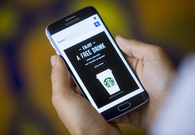 Propaganda da Starbucks no serviço da Unlockd (Foto: Reprodução/Facebook)