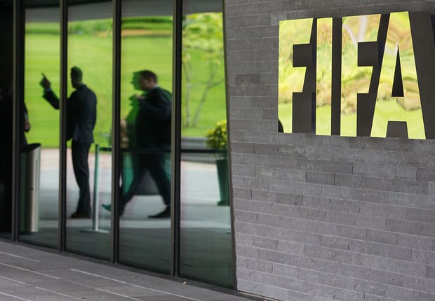 Logo da Fifa na sede da entidade, em Zurique (Foto: Philipp Schmidli/Getty Images)
