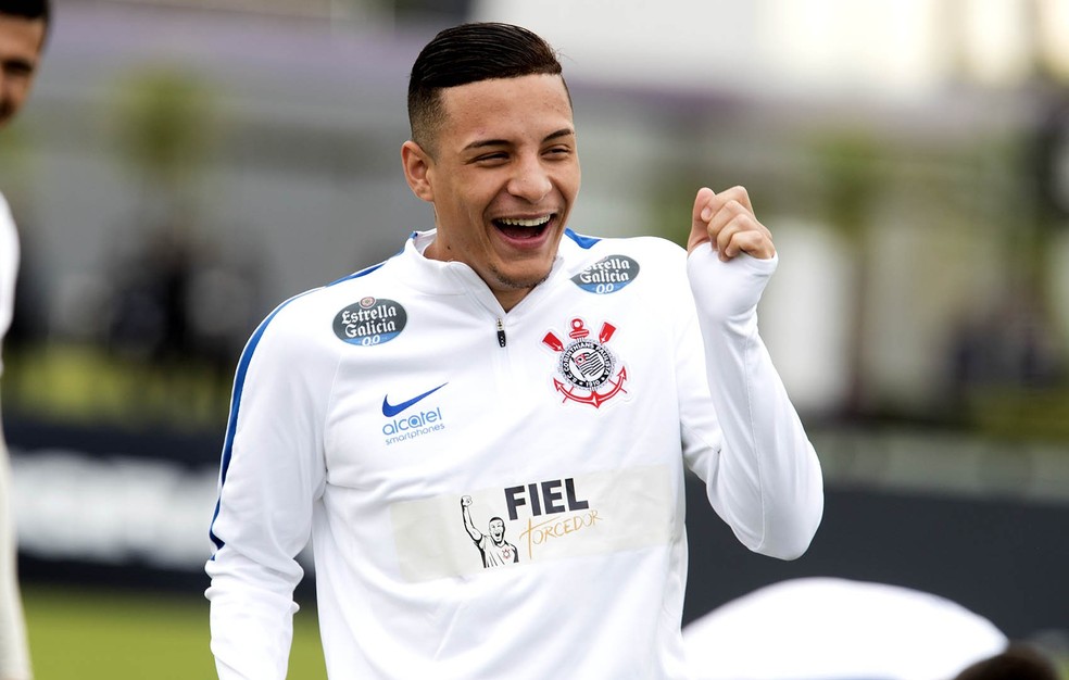 Com Arana, Corinthians encerra preparação para enfrentar o Vasco