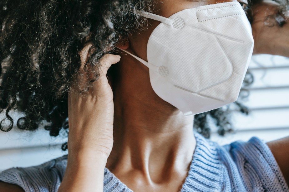 Uso de máscara reduz pela metade risco de covid-19, segundo novo estudo