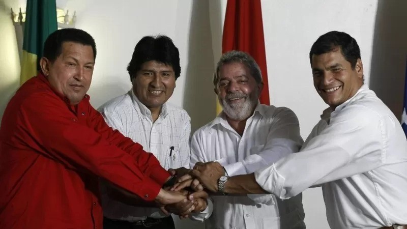 Hugo Chávez, Evo Morales, Lula e Rafael Correa foram protagonistas da 