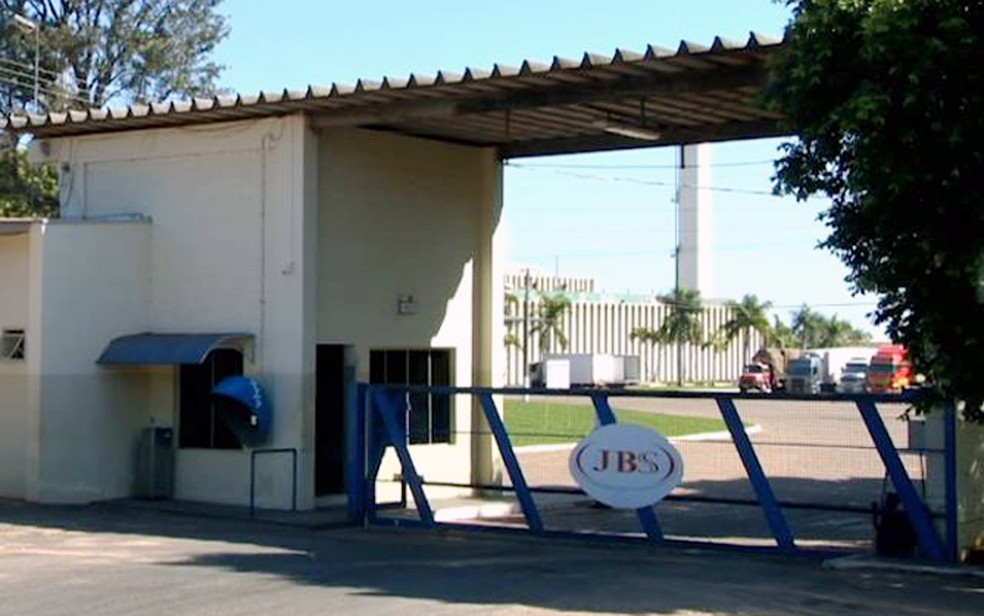 JBS anunciou construção de nova fábrica em Presidente Epitácio — Foto: Reprodução/TV Fronteira