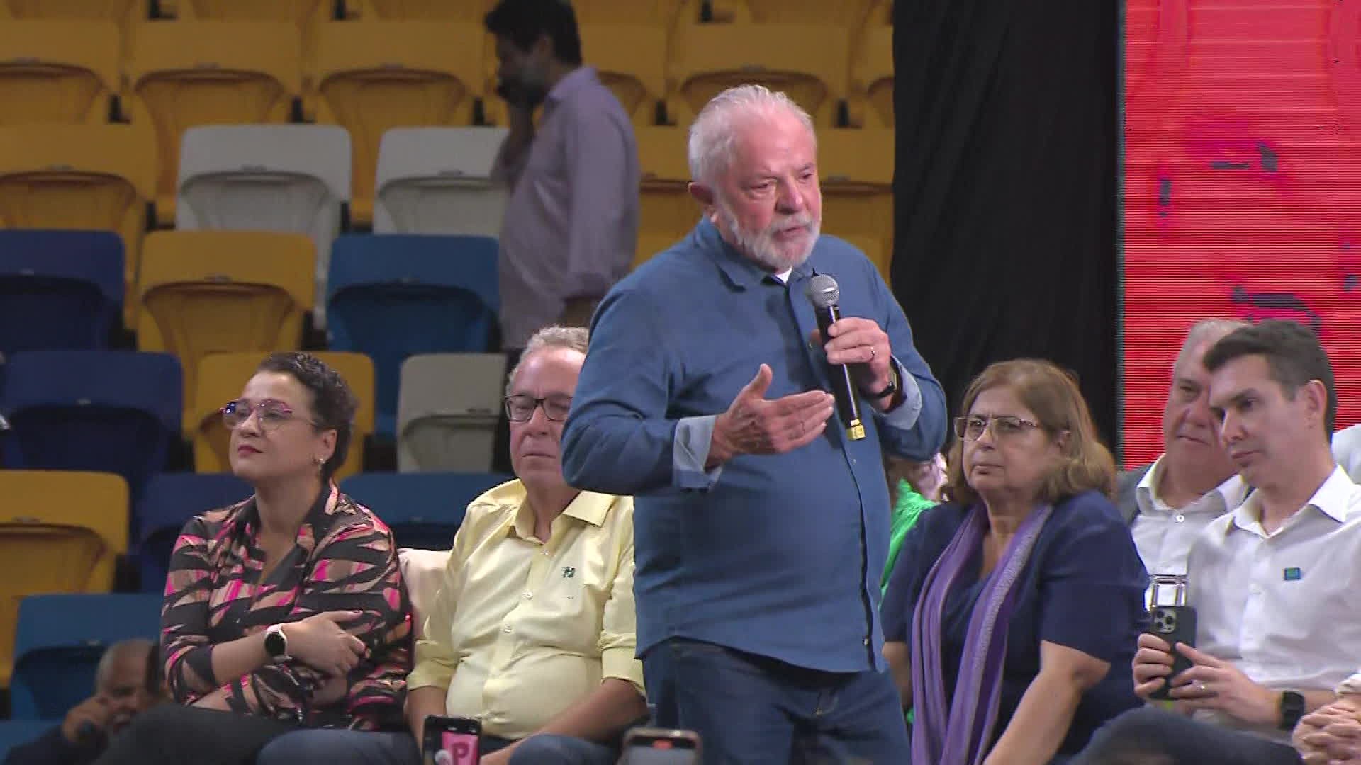 Lula pretende subsidiar parte do piso da enfermagem para santas casas