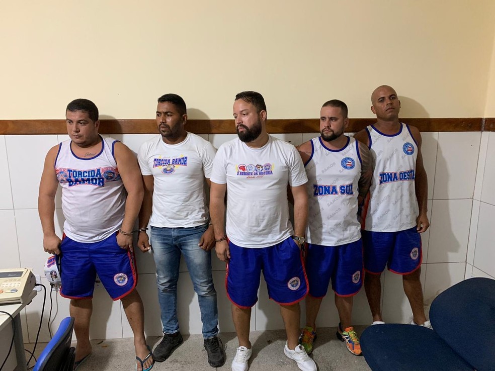 Integrantes de torcida organizada do Bahia sÃ£o presos por agredirem torcedor de time rival â€” Foto: DivulgaÃ§Ã£o/SSP-BA