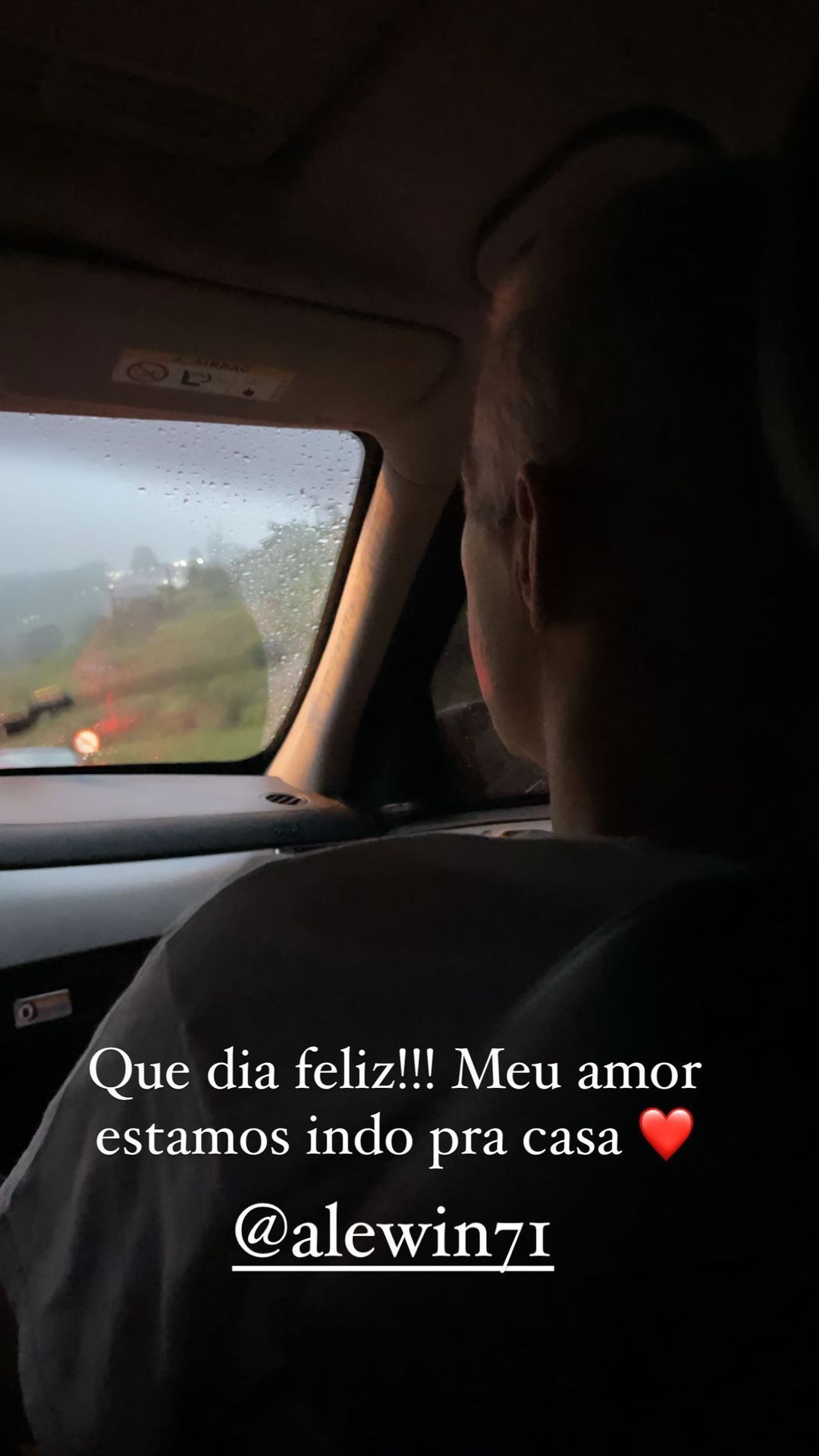 Alexandre Correa volta para casa após internação (Foto: Reprodução/Instagram)