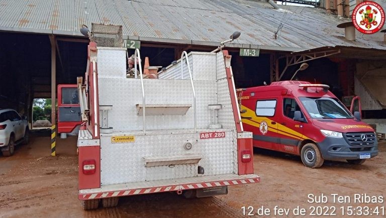Homem é resgatado por bombeiros após cair em silo de 6 metros em MT