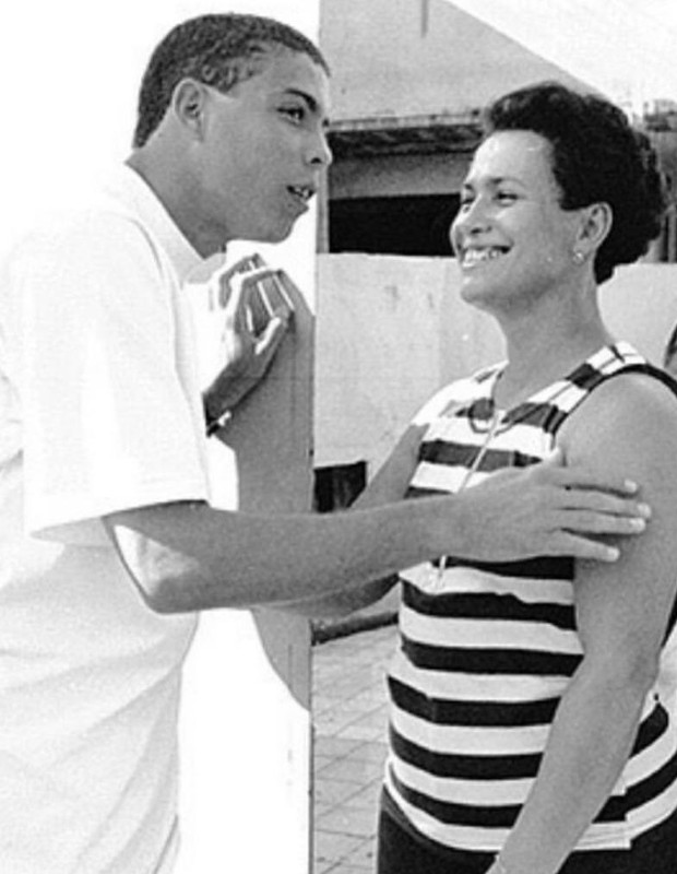 Ronaldo e a mãe, Sônia (Foto: Reprodução/Instagram)
