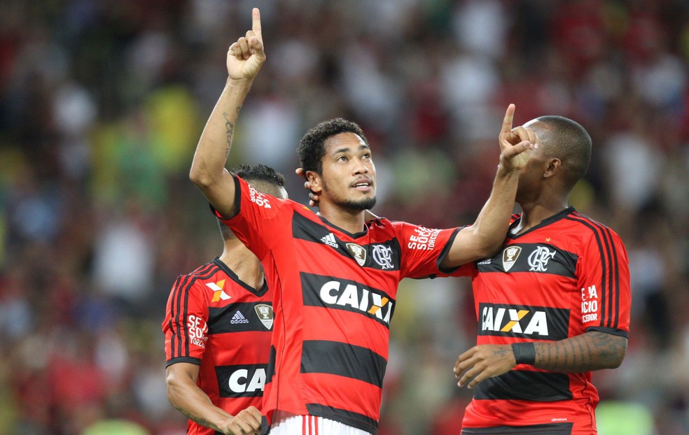 Hernane fez 36 gols em 58 jogos pelo Flamengo em 2013 e virou ídolo da torcida — Foto: Alexandre Vidal/Fla Imagem