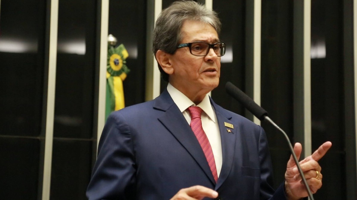 Moraes manda prender Roberto Jefferson, que diz ter resistido com tiros à prisão