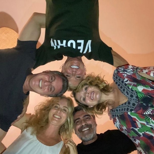 Xuxa, Eliana, Junno, Angélica e Luciano Huck (Foto: Reprodução/Instagram)