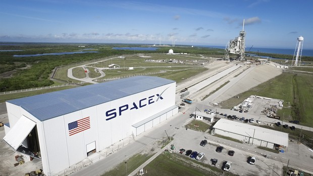 Base de lançamento da SpaceX no Centro Espacial Kennedy na Flórida: adaptações para acomodar o Falcon 9  (Foto: SpaceX)