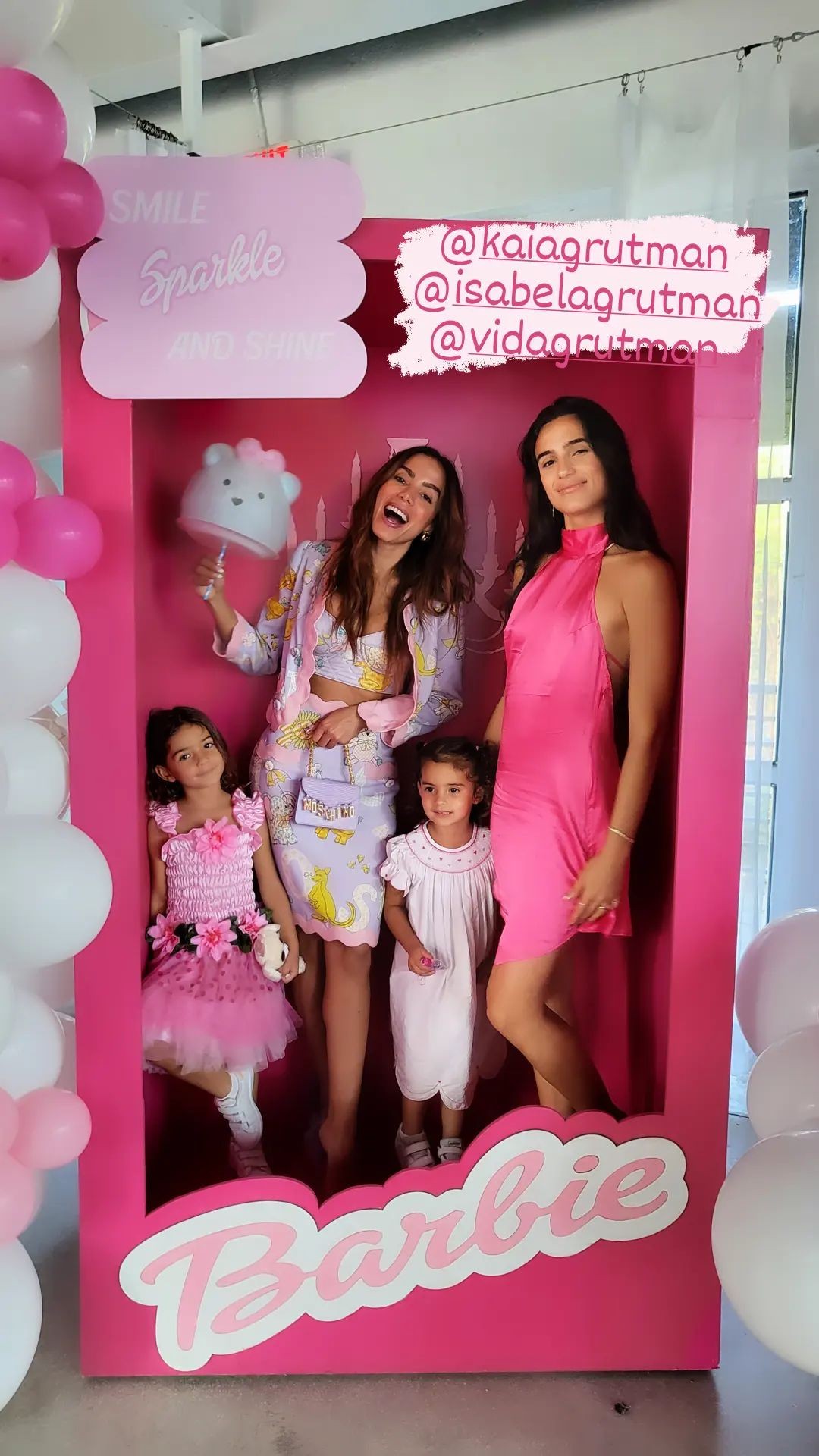 Anitta em festa de Vida, filhinha de Isabela e Dave Grutman (Foto: Reprodução/Instagram)