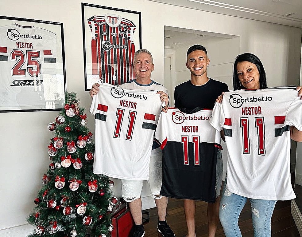 Rodrigo Nestor herda camisa de Luciano e usará a 11 do São Paulo