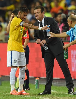 neymar dunga brasil x japão (Foto: Getty Images)