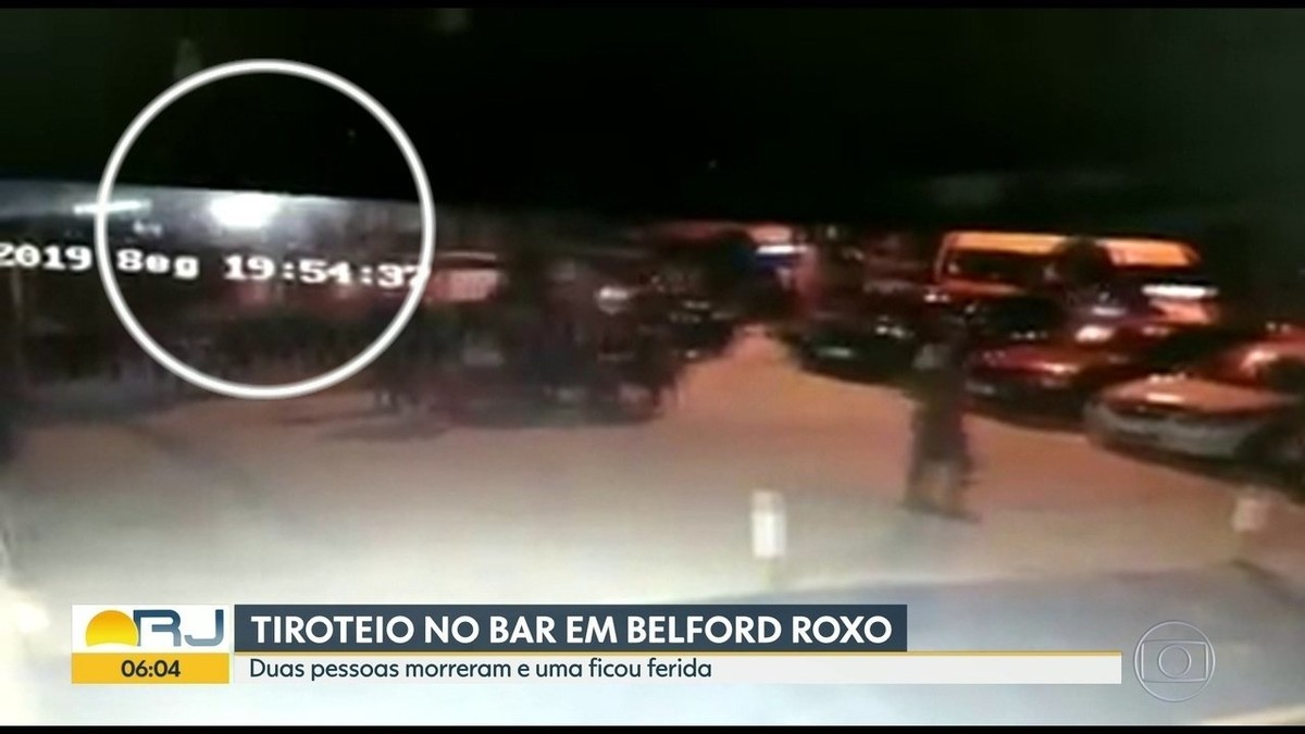 Imagens Mostram Ataque Que Deixou 2 Mortos E 1 Ferido Em Belford Roxo