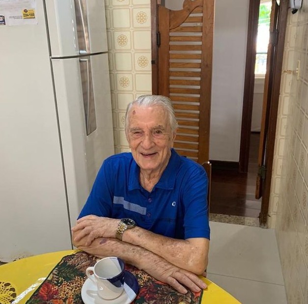 Orlando Drummond passou últimos anos de vida em casa, no Rio; veja interiores (Foto: Fotos Reprodução/Instagram @orlandodrummond)
