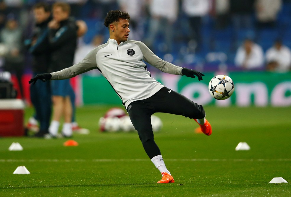 Neymar será um dos visitados pelo preparador físico (Foto: Reuters)