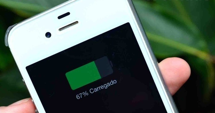 Posso deixar o celular carregando a noite? Veja 10 dicas sobre baterias