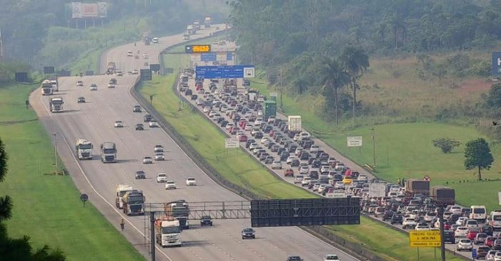 Balança da rodovia dos Imigrantes, no Km 28, na manhã deste sábado (19) — Foto: Ecovias/Divulgação