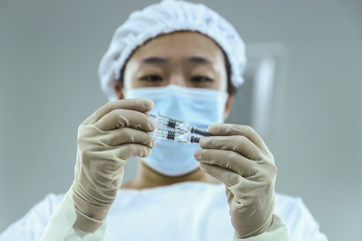 Ministério cita risco de interromper vacinação e pede à Embaixada da China ajuda para compra de 30 milhões de doses da Sinopharm