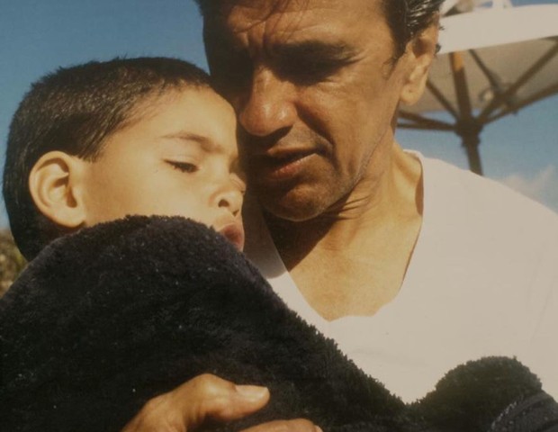 Caetano Veloso e o filho, Zeca (Foto: Reprodução / Instagram)