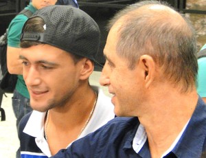 Cruzeiro retorna a BH satisfeito com triunfo e ciente que deve evoluir mais