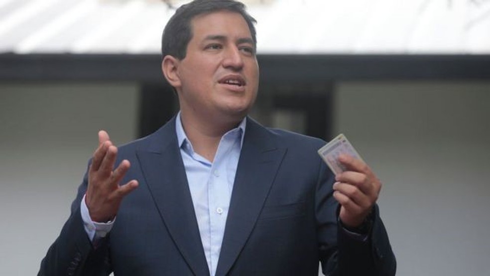 Apoiado pelo ex-presidente Rafael Correa, Andrés Arauz foi derrotado por Guillermo Lasso por quase cinco pontos percentuais de diferença no segundo turno — Foto: Getty Images/Via BBC