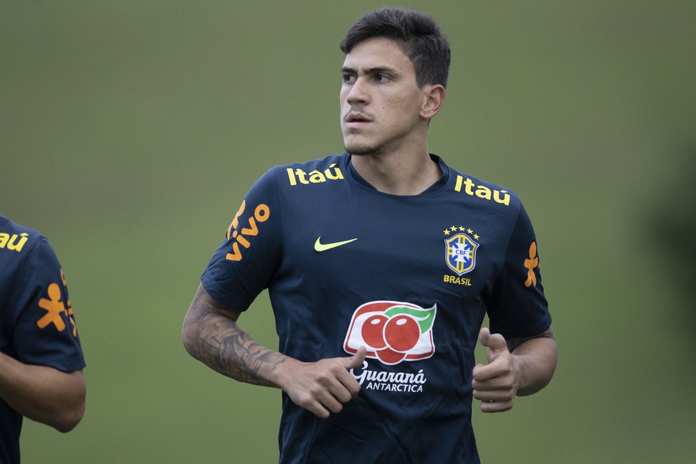 Pedro, atacante do Flamengo, durante treino da Seleção — Foto: Lucas Figueiredo / CBF