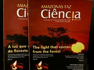 Revista foi lançada na Rio+20 (Foto: Ricardo Oliveira/Fapeam)