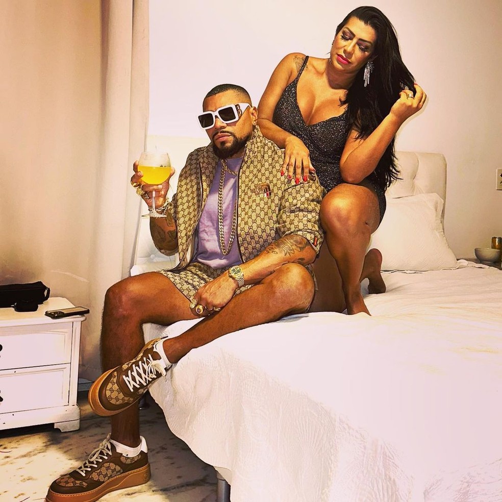 O cantor Naldo Benny e Ellen Cardoso, a Moranguinho, sua mulher — Foto: Instagram/reprodução 