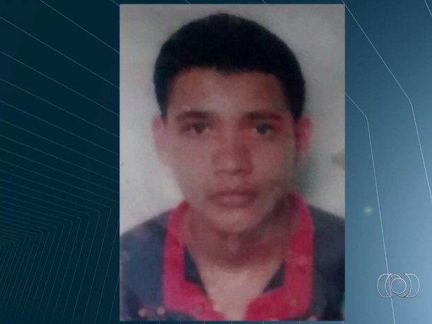Alexandre Makenzie foi morto a tiros no Bairro Ipiranga, em Goiânia, em Goiás (Foto: Reprodução/TV Anhanguera)