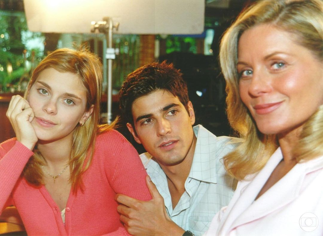 Carolina Dieckmann, Reynaldo Gianecchini e Vera Fischer em Laços de Família (Foto: Reprodução Instagram)