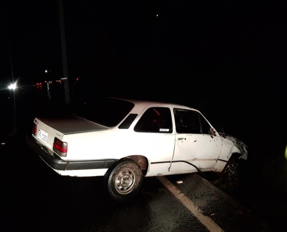 Acidente foi na Rodovia Osni Mateus em Macatuba — Foto: Macatuba Acontece/ Divulgação 