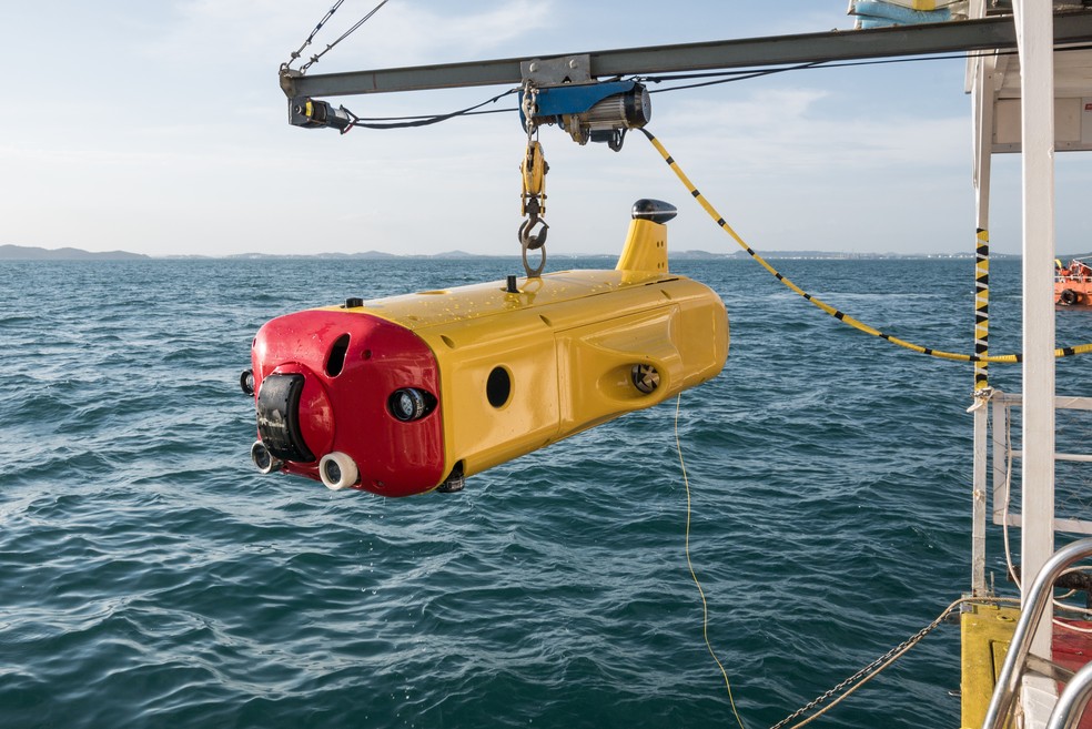 O robô autônomo submarino FlatFish, usado para inspecionar as profundezas do mar — Foto: Dikvulgação/CNI