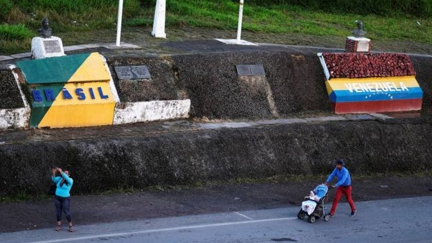 Cerca de 370 venezuelanos pedem refúgio ou residência temporária no Brasil a cada dia (Foto: Reuters via BBC News Brasil)