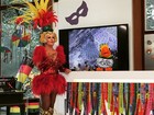 De plumas e paetês, Ana Maria apresenta o Mais Você de carnaval