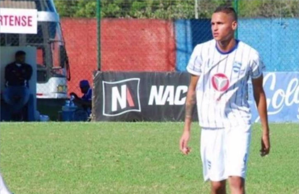 Jogador Vinícius Corsini, de 28 anos, foi preso suspeito de matar dirigente do Clube Nacional de Rolândia — Foto: Reprodução/RPC