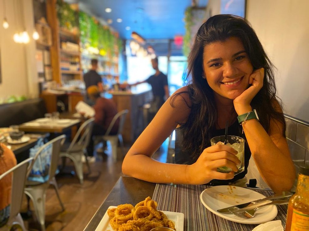 Thalita busca bares brasileiros nos EUA para matar a saudade de caipirinha. — Foto: Arquivo pessoal