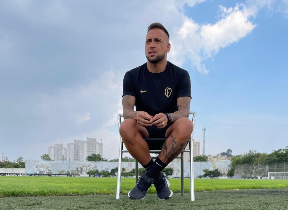 Maycon explica clima pesado com VP no Corinthians e diz: 