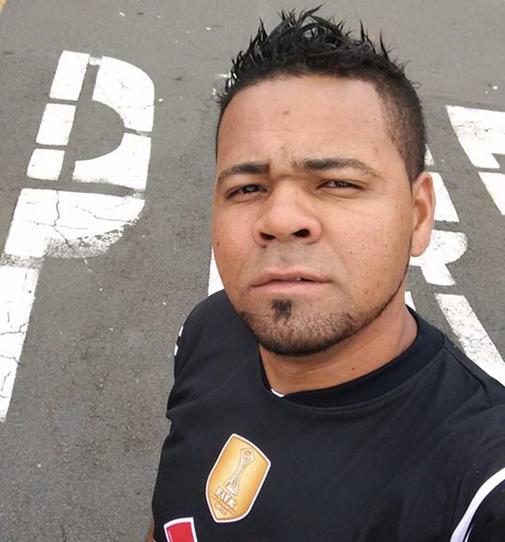 Leonardo morreu durante a queda de um prédio em São Roque (Foto: Reprodução/Facebook)