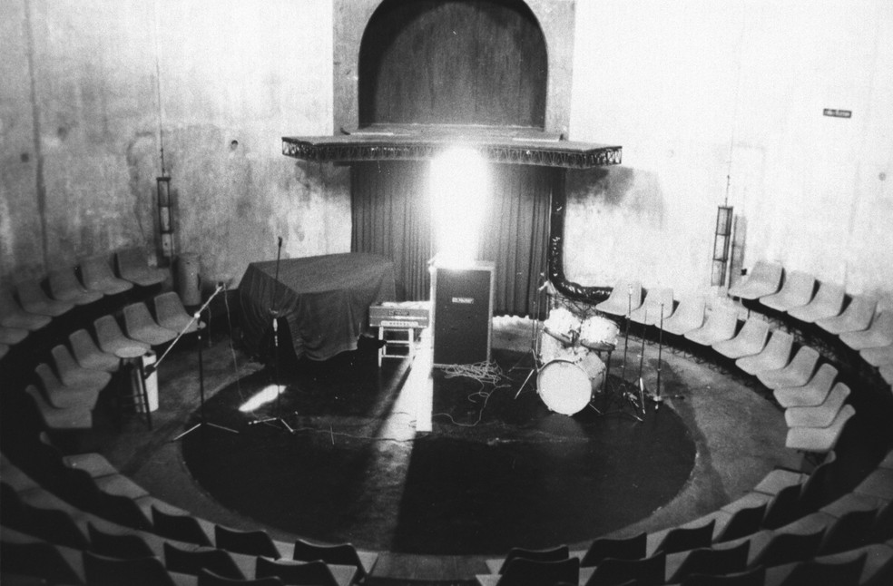 Além de ser palco para a música e para peças, o Paiol também agregou a comunidade artística — Foto: Acervo/FCC