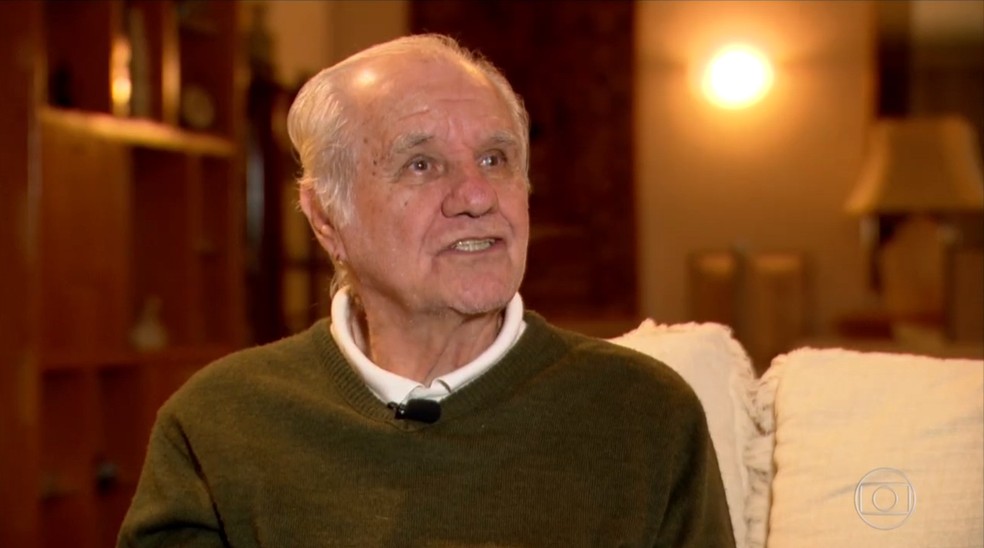 Evaristo de Macedo foi tricampeão carioca dirigido pelo paraguaio Fleitas Solich, técnico estrangeiro mais vitorioso da história do Flamengo (Foto: Reprodução TV Globo)