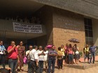 Aposentados e pensionistas cobram benefícios atrasados em Ribeirão