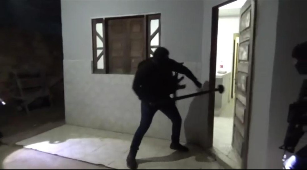 Polícia Civil faz operação em três estados — Foto: Dennis Tavares/SSP