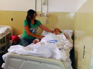 Paciente cardiopata não recebe visita regular do especialista no Hospital de São José de Mipibu (Foto: Ricardo Araújo/G1)