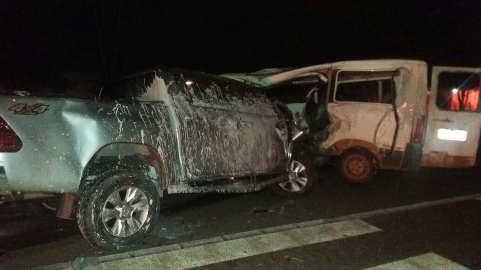 Acidente aconteceu no povoado Pindoval no município de Miranda do Norte (Foto: Divulgação/ Polícia Rodoviária Federal)