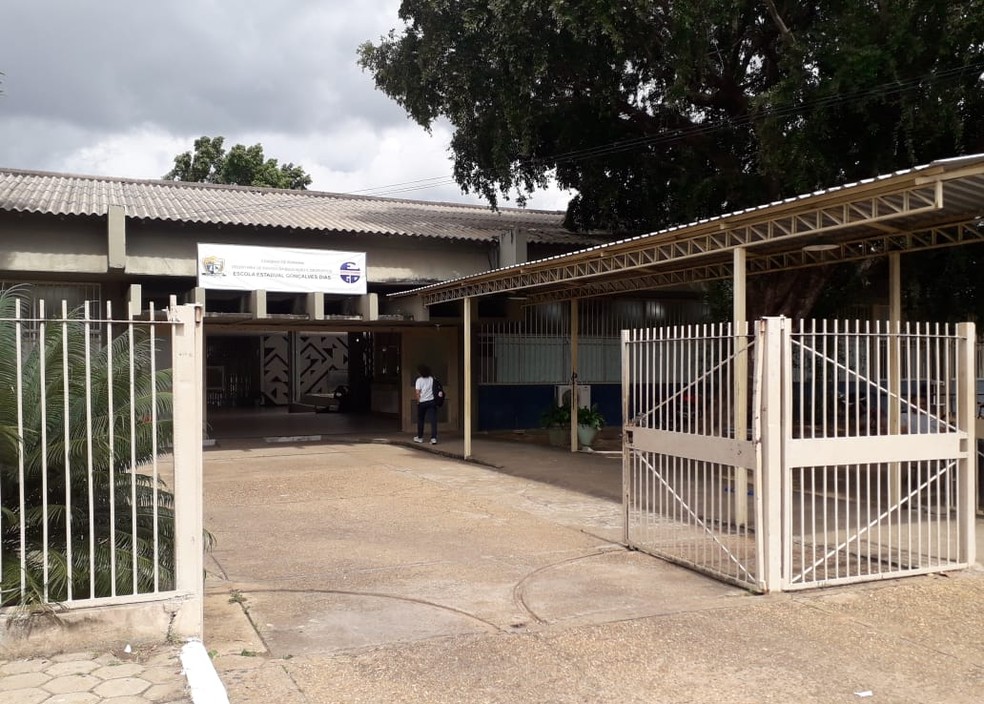 Escola GonÃ§alves Dias, localizada no bairro Canarinho, Zona Leste de Boa Vista â€” Foto: Pedro Barbosa/G1 RR