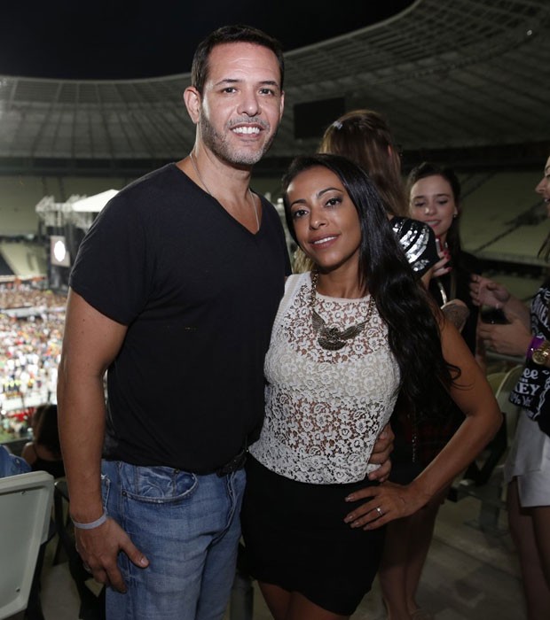 Jonatas Faro e mais famosos assistem a Beyoncé em ...