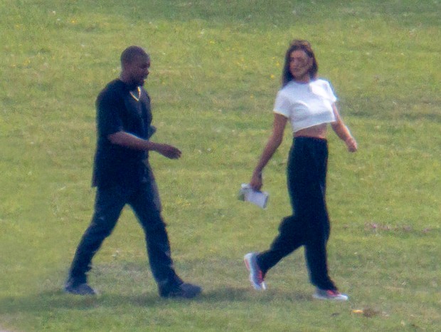 Kanye West e Irina Shayk (Foto: The Grosby Group)